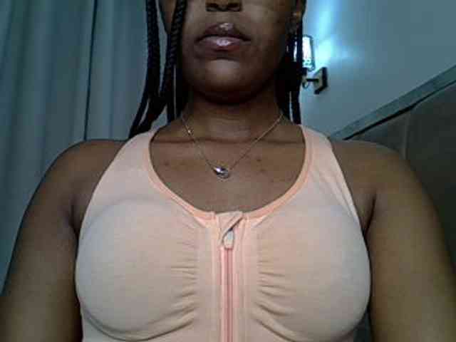 Mia-caramel webcam