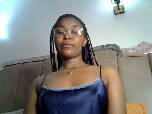 Mia-caramel webcam