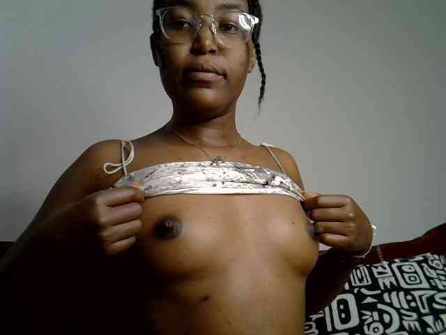 Mia-caramel - Girl 