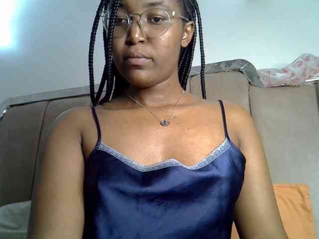 Mia-caramel webcam