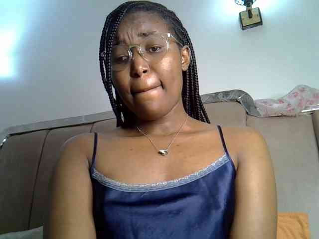 Mia-caramel webcam