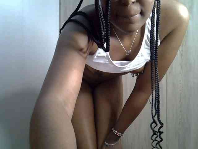 Mia-caramel webcam