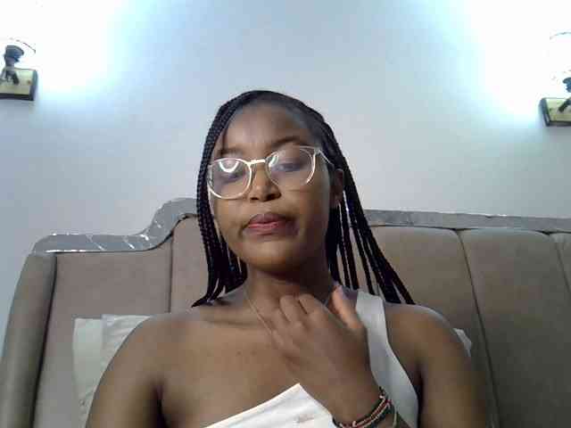 Mia-caramel webcam