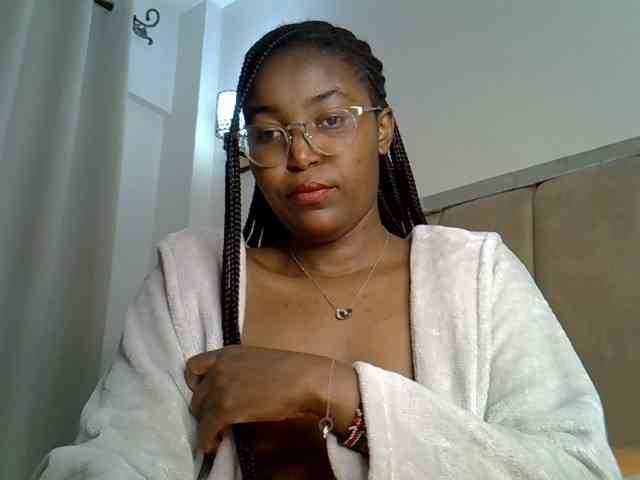 Mia-caramel webcam