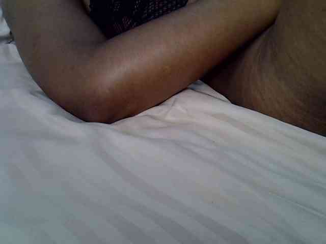 Mia-caramel webcam