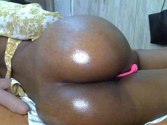 Mia-caramel webcam