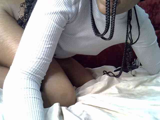 Mia-caramel webcam