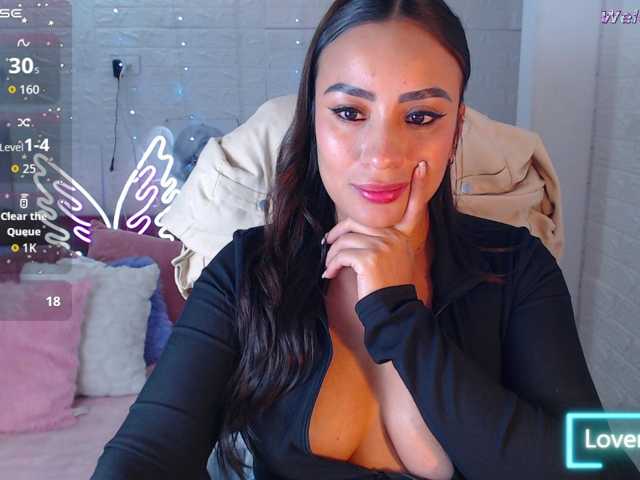 paulinagalvis2700 live cam on BongaCams