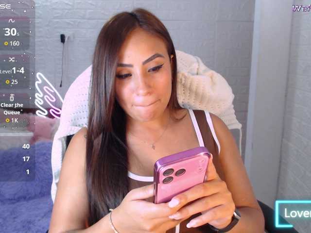paulinagalvis2700 live cam on BongaCams