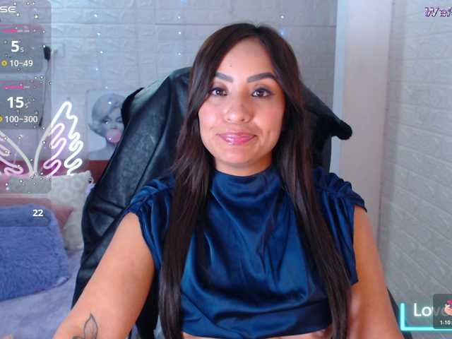 paulinagalvis2700 live cam on BongaCams