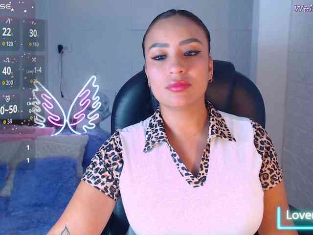 paulinagalvis2700 webcam