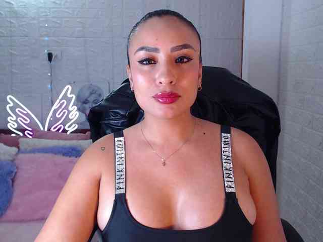 paulinagalvis2700 webcam