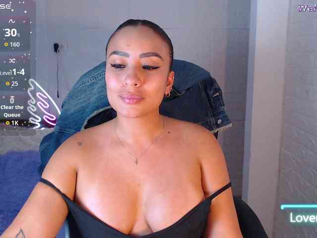 paulinagalvis2700 webcam