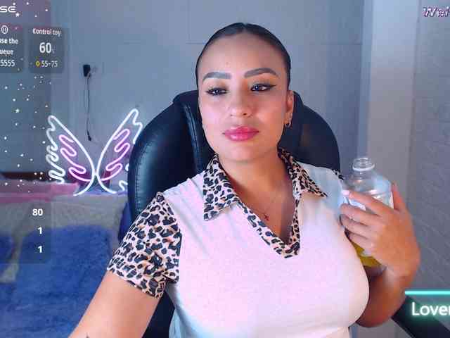 paulinagalvis2700 webcam