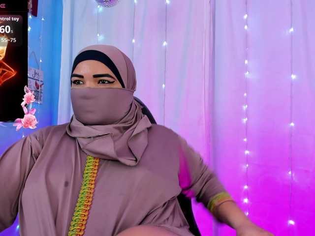 FalakYasin live cam on BongaCams