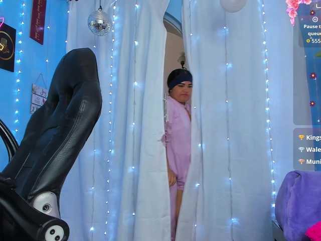 FalakYasin live cam on BongaCams