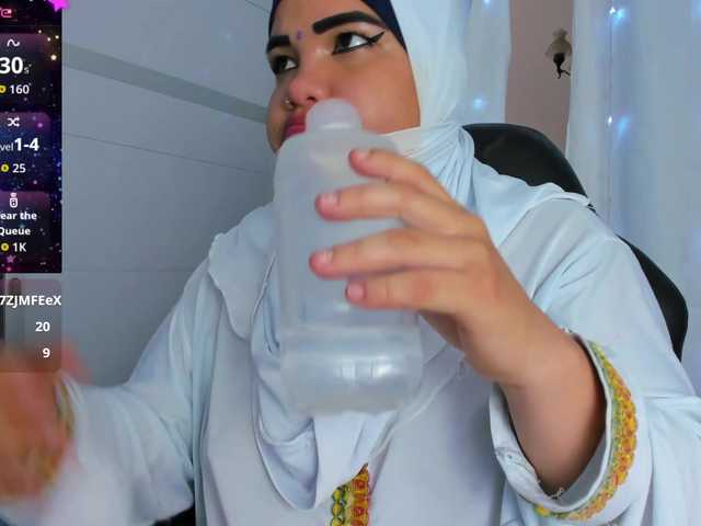 FalakYasin live cam on BongaCams