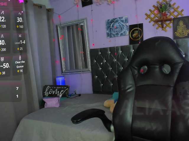 FalakYasin live cam on BongaCams
