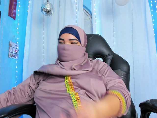 FalakYasin live cam on BongaCams