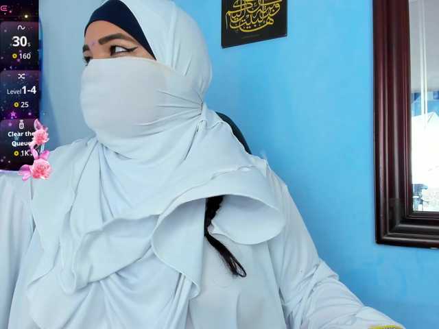 FalakYasin live cam on BongaCams