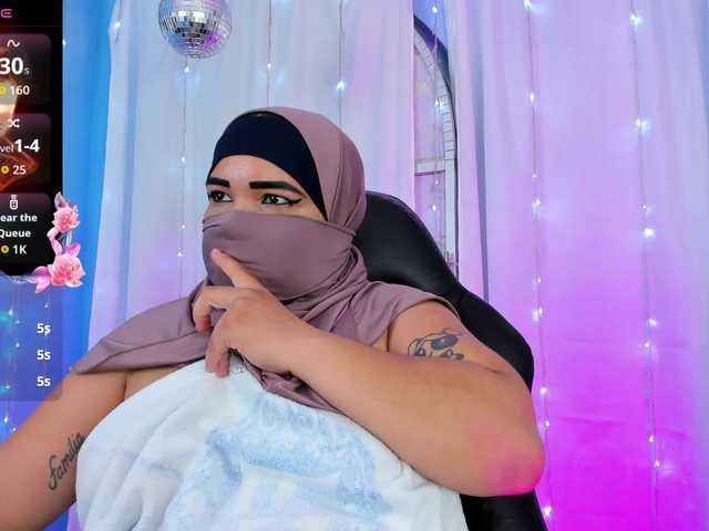 FalakYasin live cam on BongaCams