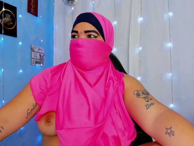 FalakYasin live cam on BongaCams