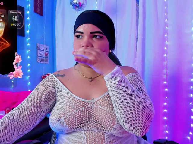 FalakYasin live cam on BongaCams