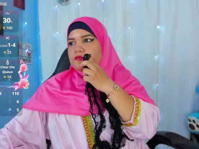 FalakYasin webcam