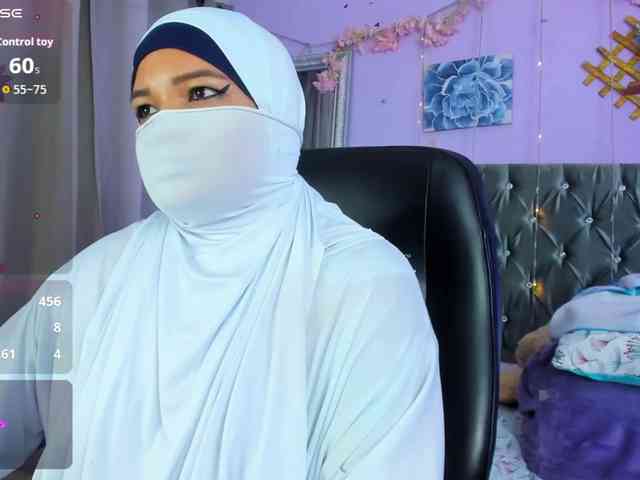 FalakYasin webcam