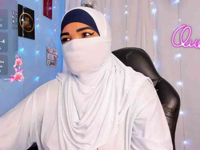 FalakYasin webcam
