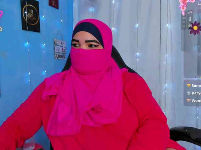 FalakYasin webcam