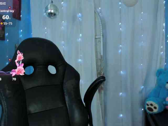 FalakYasin webcam
