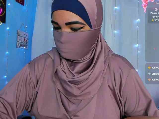 FalakYasin webcam