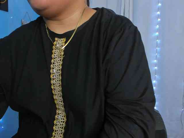 FalakYasin webcam