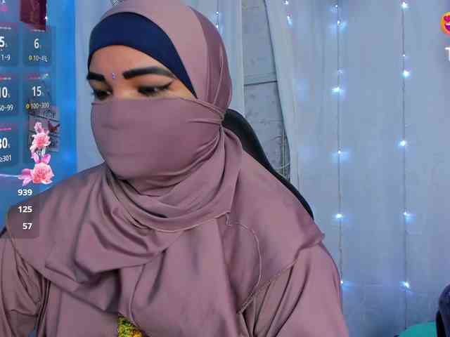 FalakYasin webcam