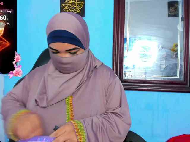 FalakYasin webcam