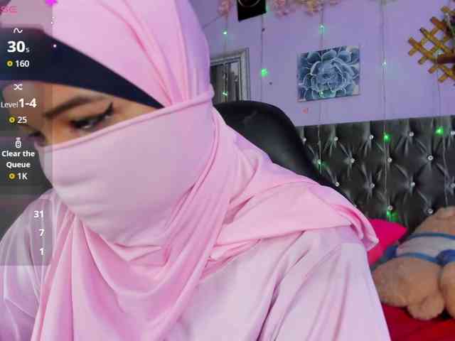 FalakYasin webcam