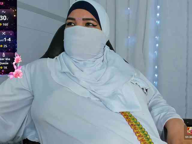 FalakYasin webcam