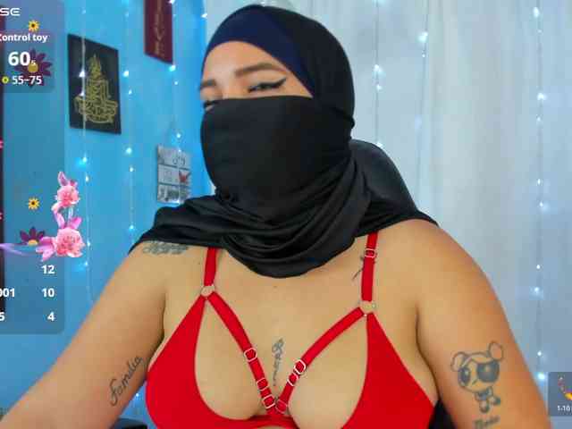 FalakYasin webcam