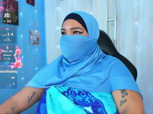 FalakYasin webcam