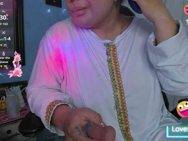 FalakYasin webcam