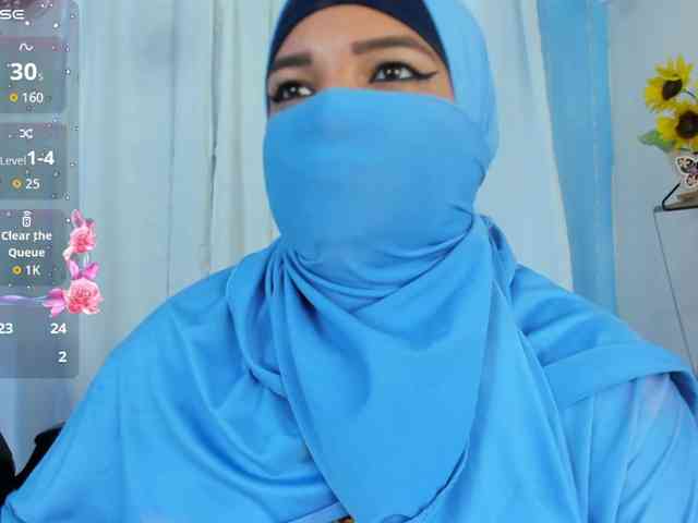 FalakYasin webcam