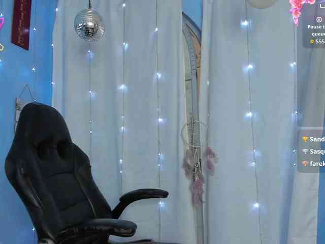 FalakYasin webcam