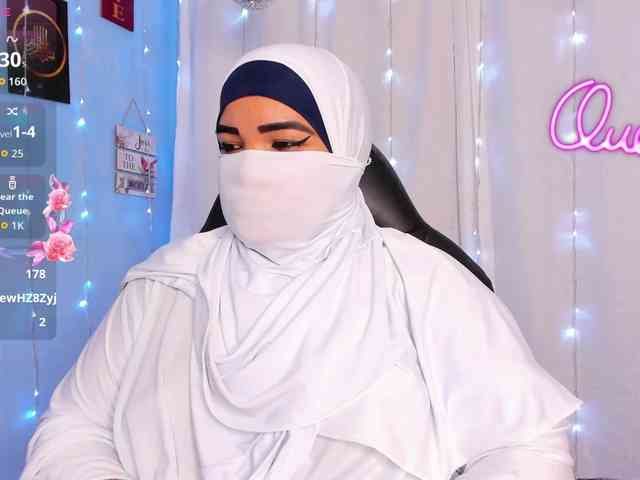 FalakYasin webcam
