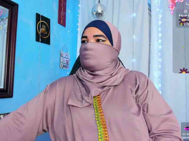 FalakYasin webcam