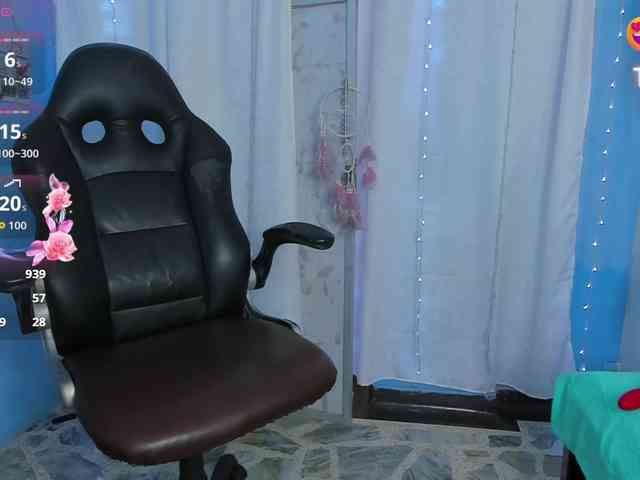 FalakYasin webcam