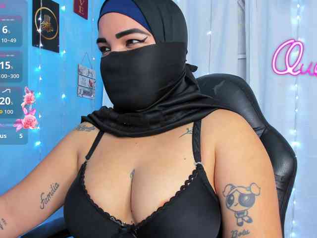 FalakYasin webcam