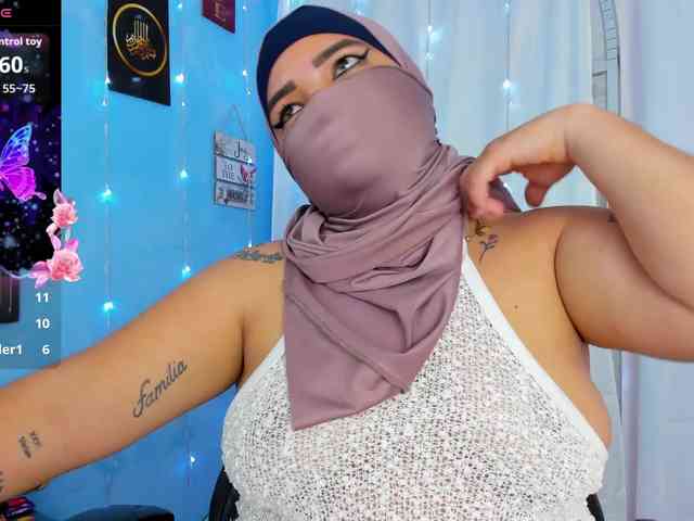 FalakYasin webcam