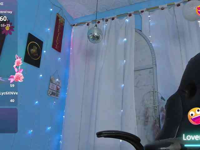 FalakYasin webcam