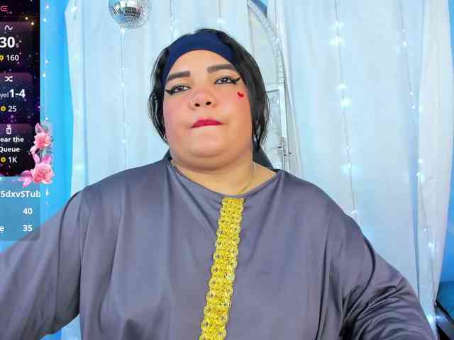 FalakYasin webcam